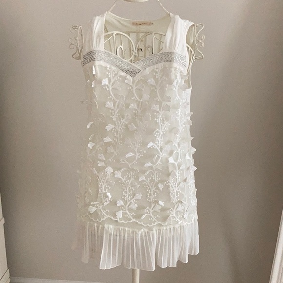 Simply Couture Tops - 𝅺Simply Couture tank top
